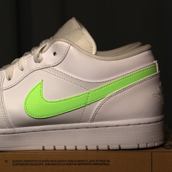 jordan 1 low multi swoosh